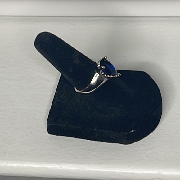 D&p Sterling Silver Ring. - Picture 9 of 11